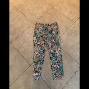 Top Shop  Floral Pants.  Size 6